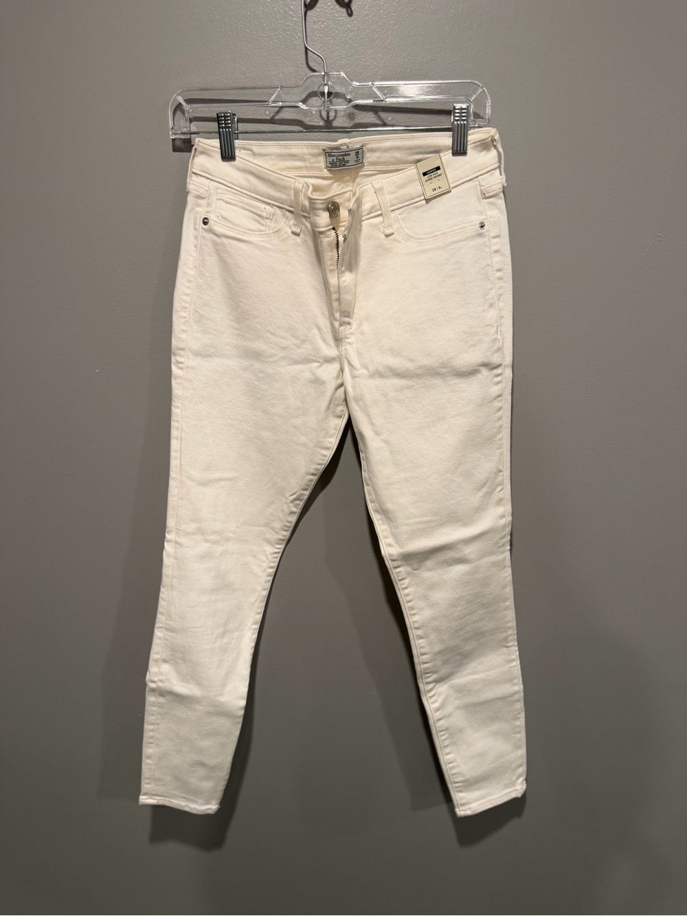 NWT Abercrombie Women’s Low Rise Harper White Skinny Jeans size 6/28